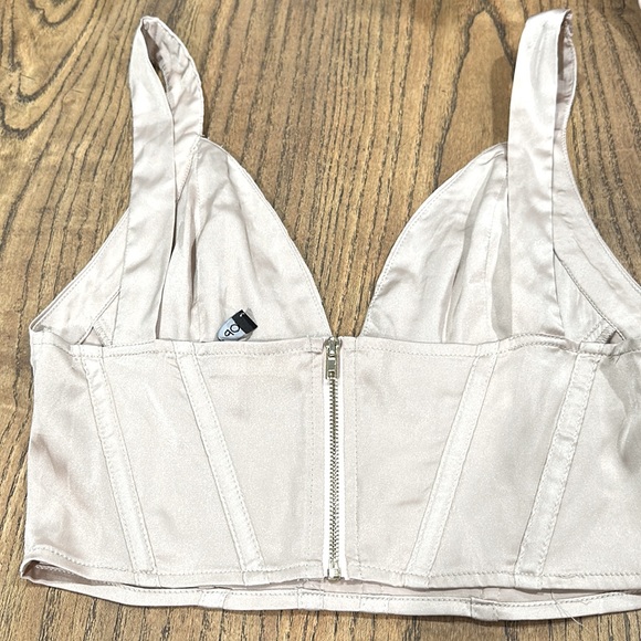 TOP CHIC CORSET SATIN BLOUSE SIZE SMALL - Picture 5 of 5